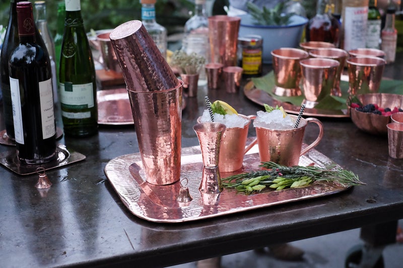 Sertodo Copper Boston Shaker Set | 16oz and 25oz Cups | 100% Pure Copper, Heavy Gauge, Hand Crafted | Professional Mixologist's Choice Cocktail Shaker - Image 5